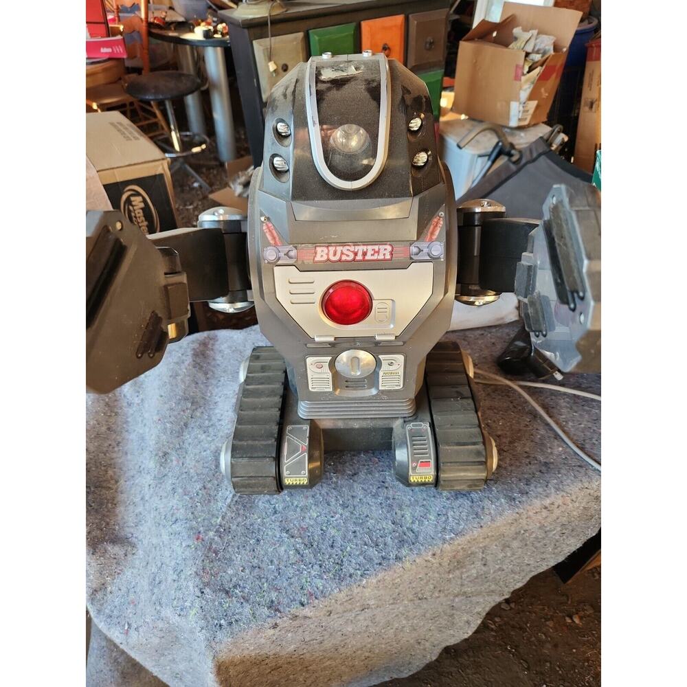 EZ-Tec Scientific Toys "Buster" Children's Remote Control Robot
